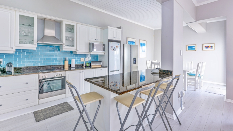 3 Bedroom Property for Sale in Struisbaai Western Cape